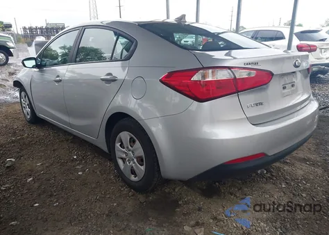 2016 Kia Forte Lx из США, поврежденный, VIN KNAFX4A67G5541315